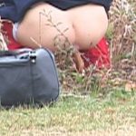 田舎の女子校生は野外グソは日常茶飯事?